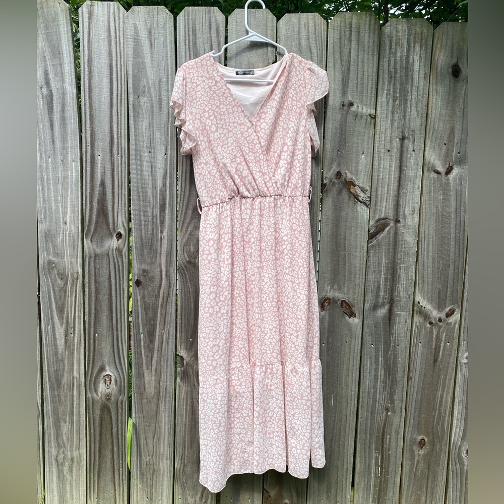 Chic Pink Patterned Midi Dress